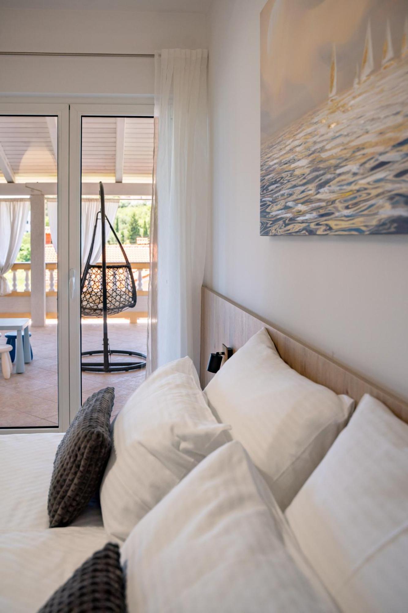 Foric Apartments With Outdoor Heated Pool Rab Town Bagian luar foto