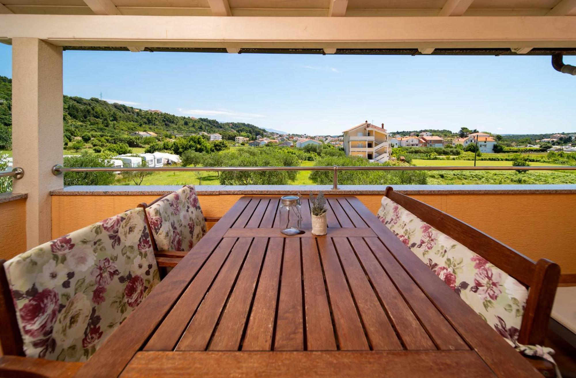 Foric Apartments With Outdoor Heated Pool Rab Town Bagian luar foto