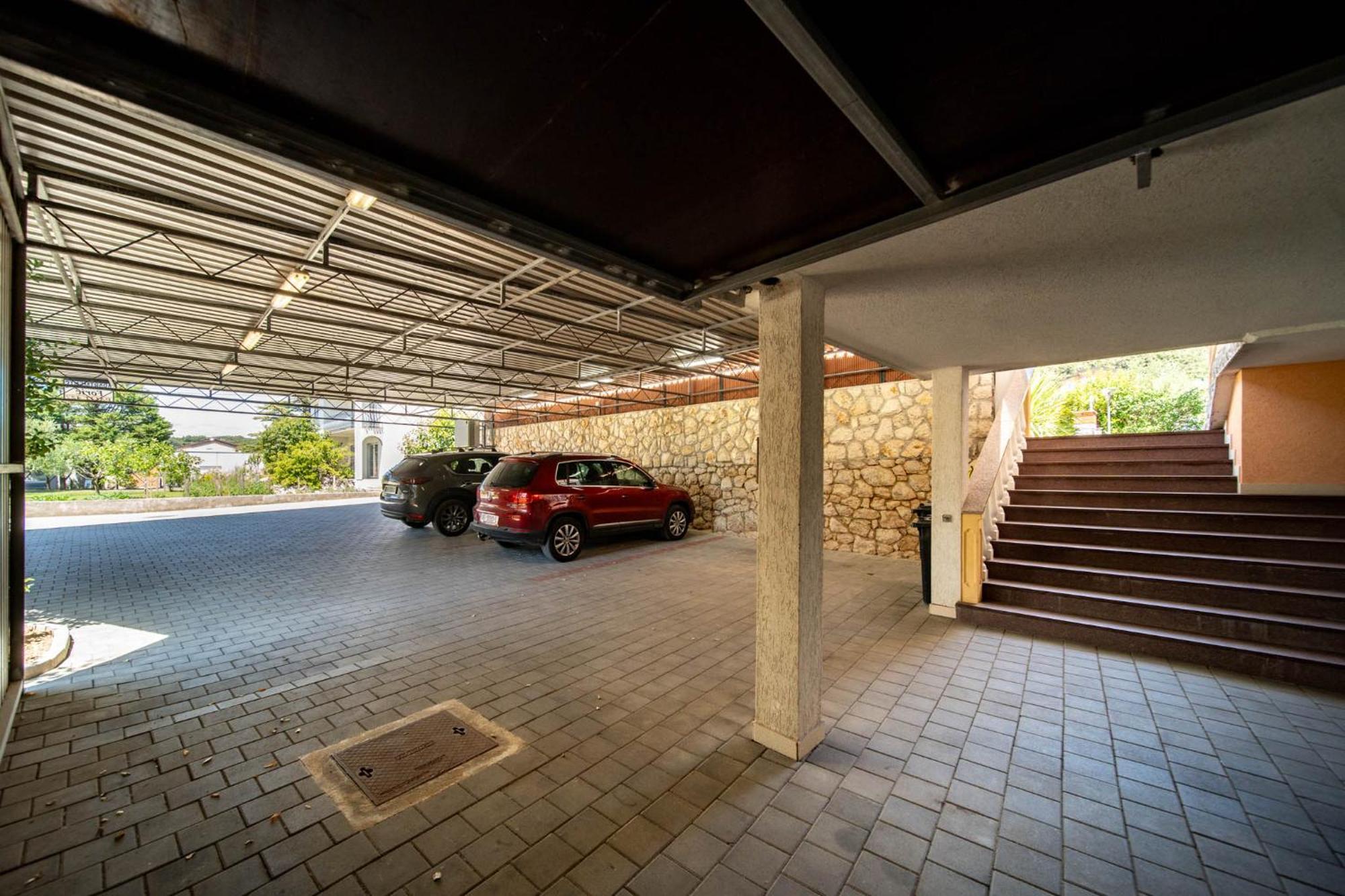 Foric Apartments With Outdoor Heated Pool Rab Town Bagian luar foto